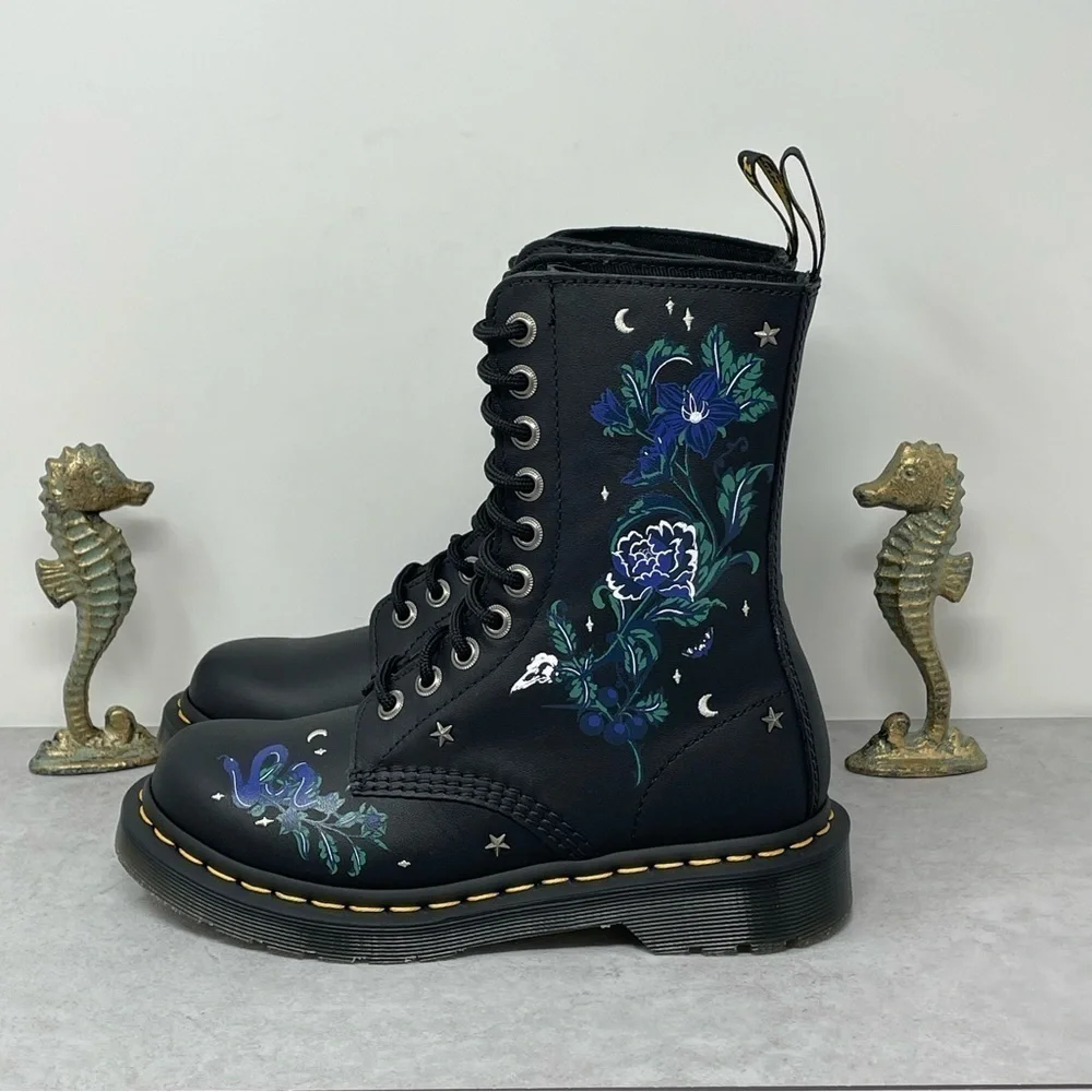Dr martens 1490 Mystic Garden RARE Blue Floral Doc Martens - Picture 1 of 13